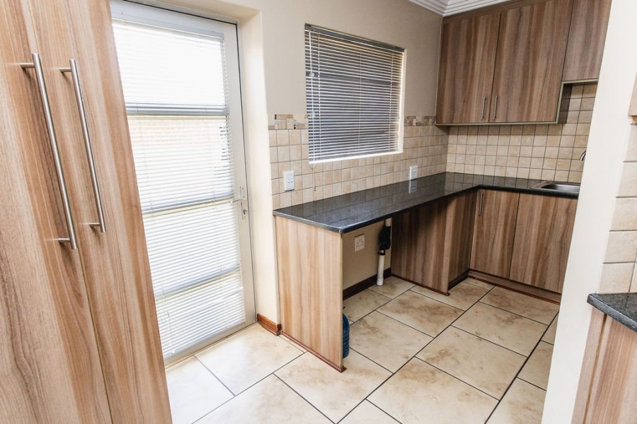 3 Bedroom Property for Sale in Langenhovenpark Free State